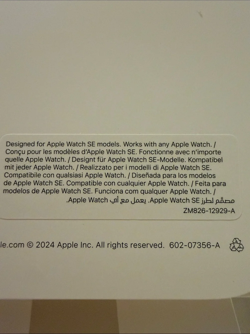 NEW OEM APPLE 40 MM S/M strap Apple Watch Starlight Sport Band for Iwatch SE